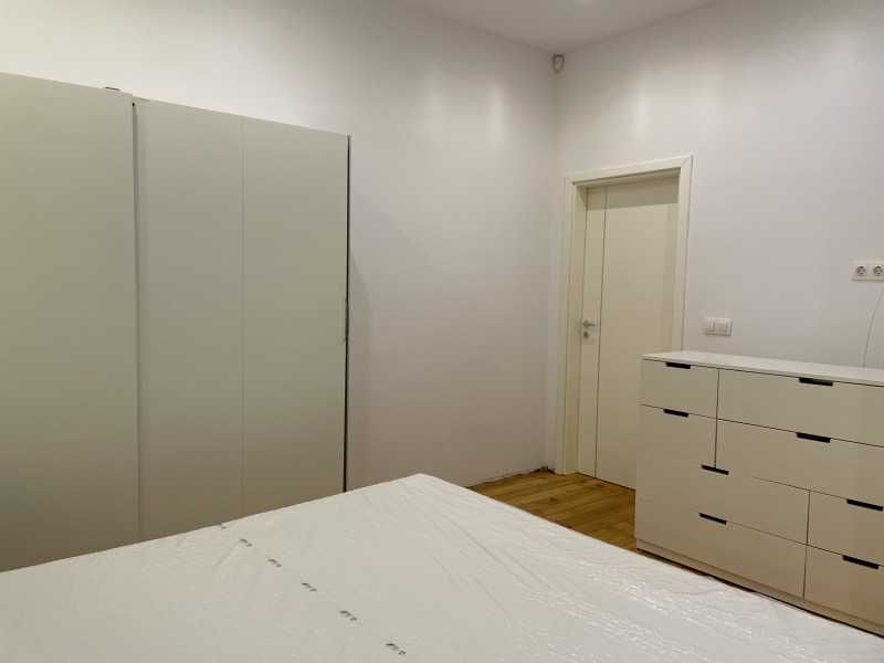 Дава се под наем Тристаен апартамент в София, Център - 70 кв.м за 701.25 € - Снимка #4