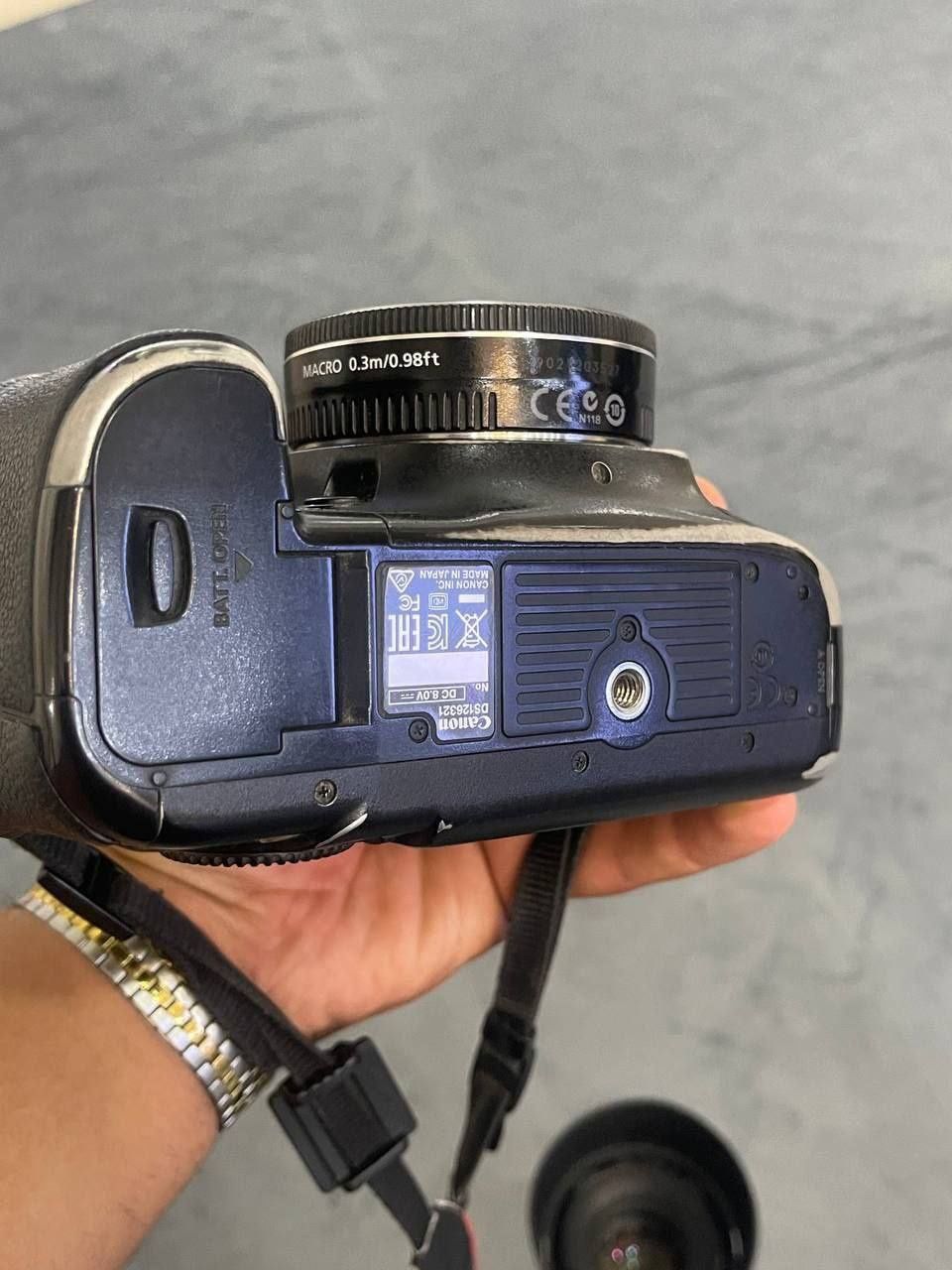 Canon 5 d mark 3 body