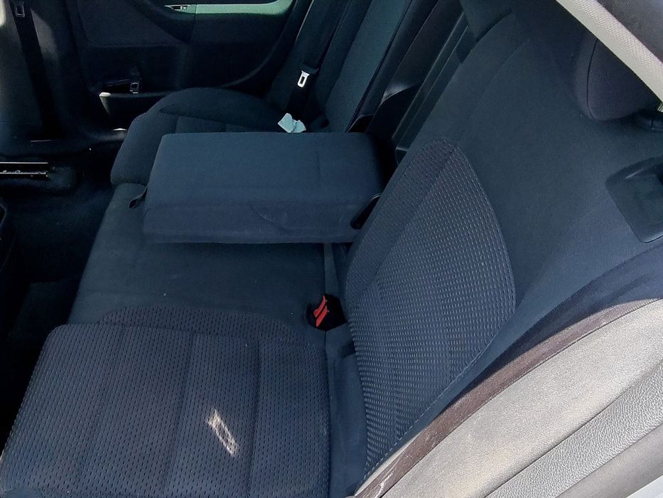 Bancheta spate Volkswagen Jetta 3  (1K2) [Fabr 2005-2010] 1.9 TDI BXE