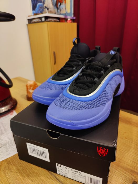 Adidas Don Issue 6 - 43 1/3 син/лилав 100 лв.