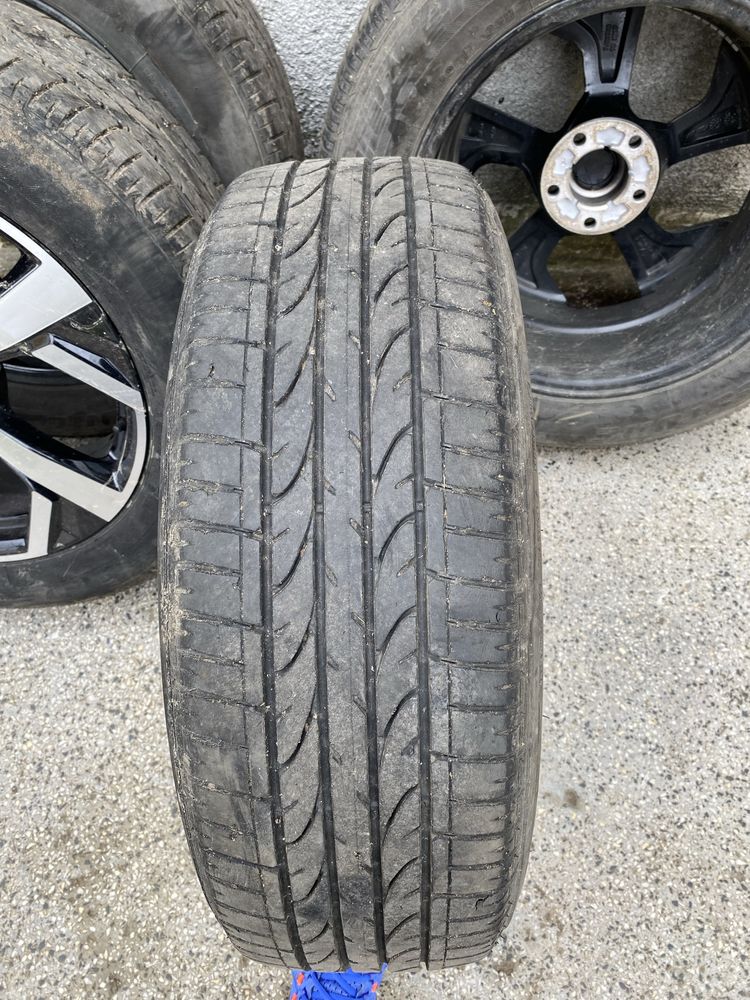 Летни гуми Bridgestone 215/60/17