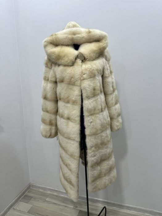 Молочная норковая шуба