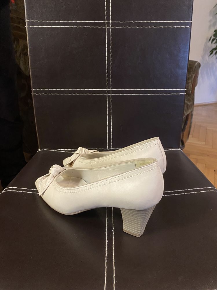 Vand pantofi dama Jenny by Ara marimea 38.5