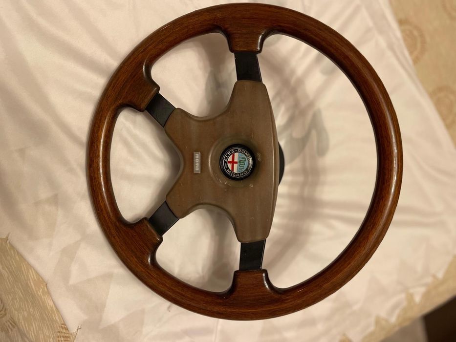 Volan mohan- MOMO pt Alfa Romeo (volan,mahon, clasic,momo, alfa romeo)