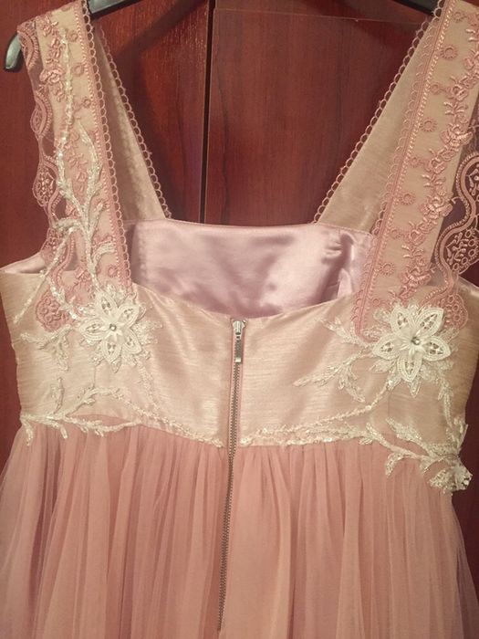 Rochie Loulou roz pudra