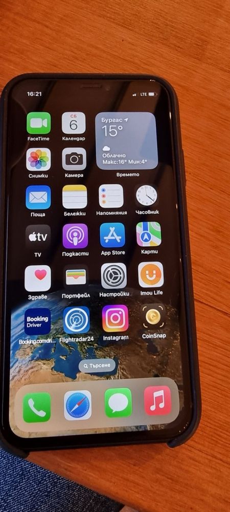 Продавам iphone XR