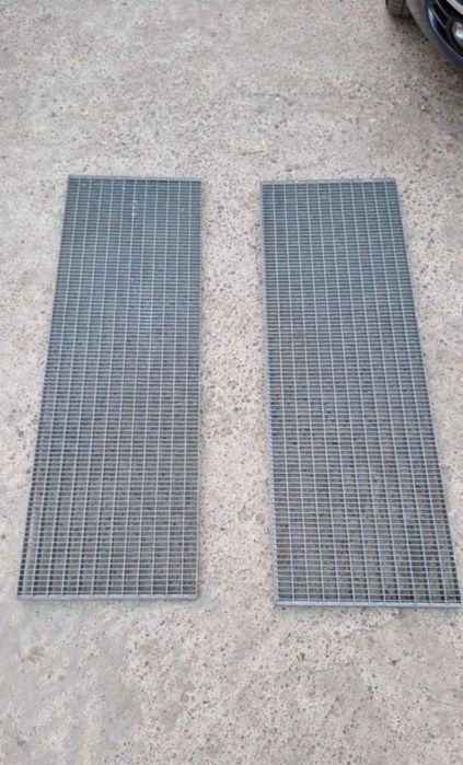 Trepte metalice zincate
