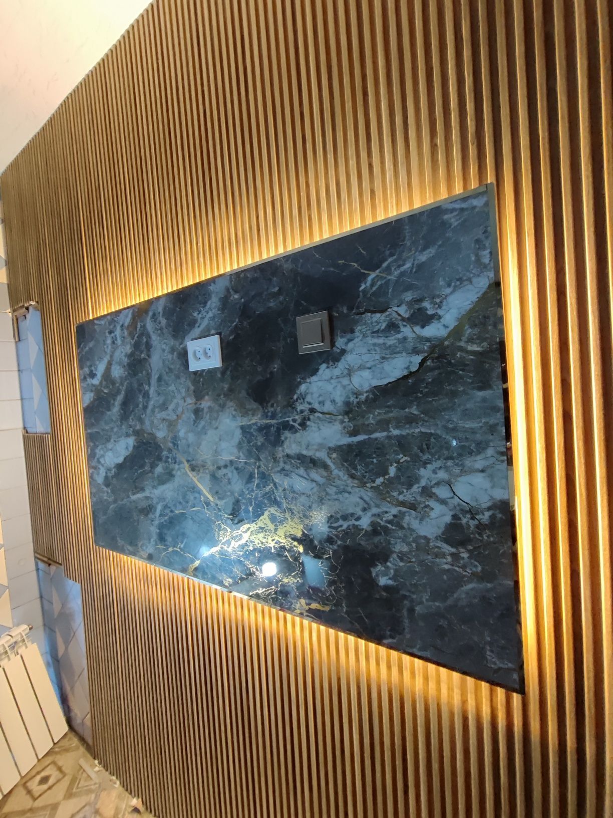 Plastik, TV zona, dekor, pvx panel, gipsokarton kraska target qilamiz