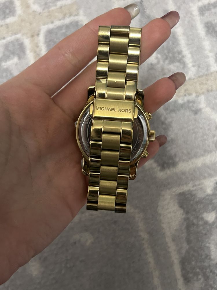 Часы michael kors