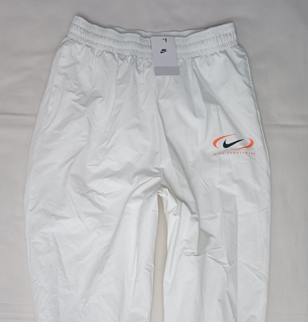 Nike Sportswear Woven Pants оригинално долнище L Найк спорт долница