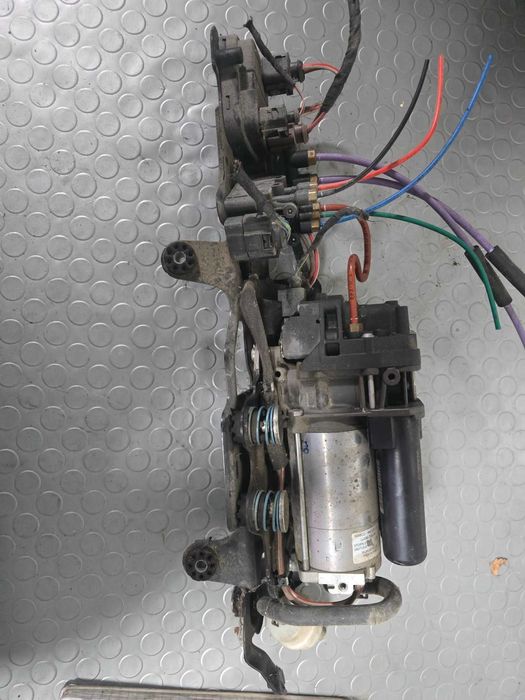 Компресор въздушно окачване за Audi Q8 E - tron