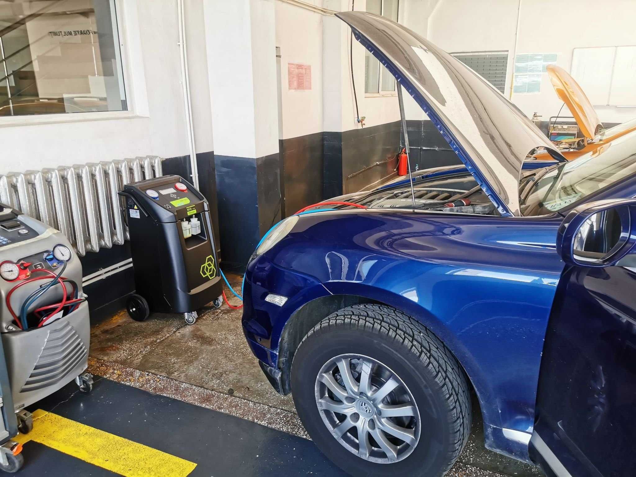 Incarcare aer conditionat auto toate tipurile in Botosani