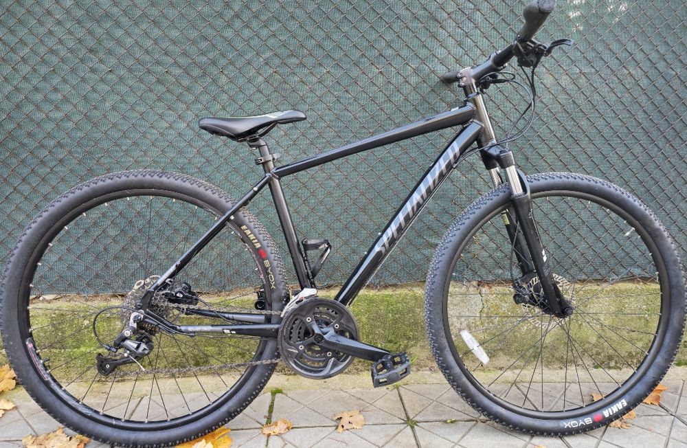 Specialized 29 цола 3х9 скорости Хидравлични дискови Обслужен