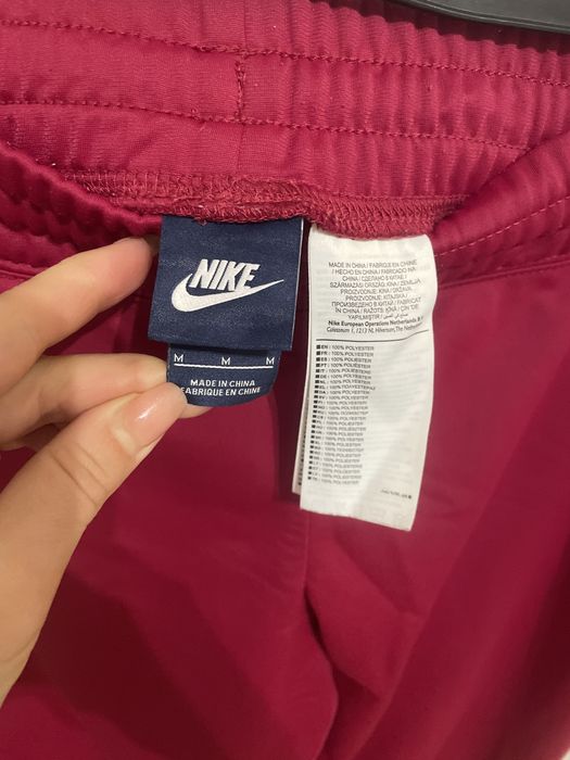 Дамско пуловерче