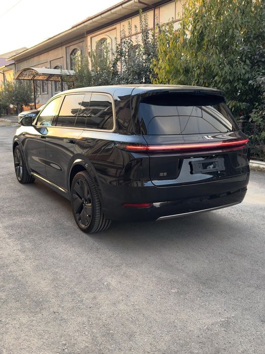 Lixiang Li L9 ultra 2026 rest