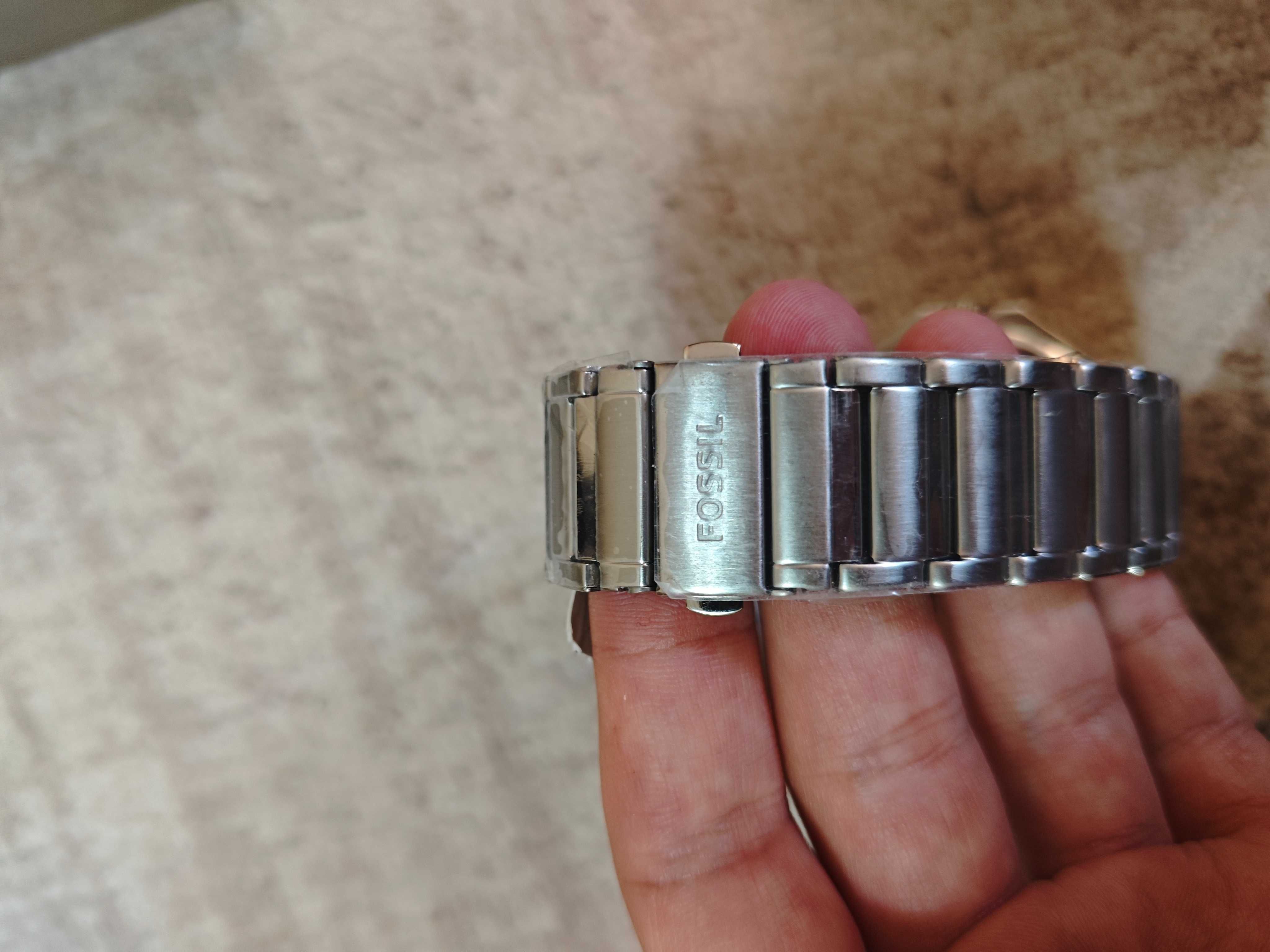 Кварцевые наручные часы Fossil BQ2610