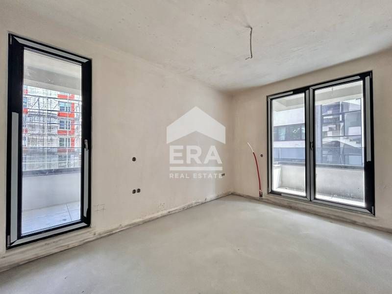 Продава се Тристаен апартамент в София, Кръстова вада - 99 кв.м за 2010 €/кв.м - Снимка #5