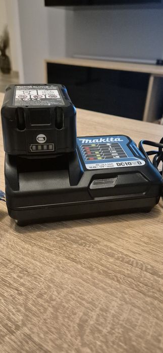 Makita masina de taiat tigla si sticla, acumulator + incarcator