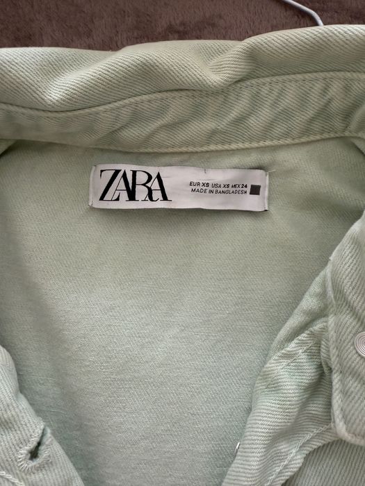 jacheta denim ZARA