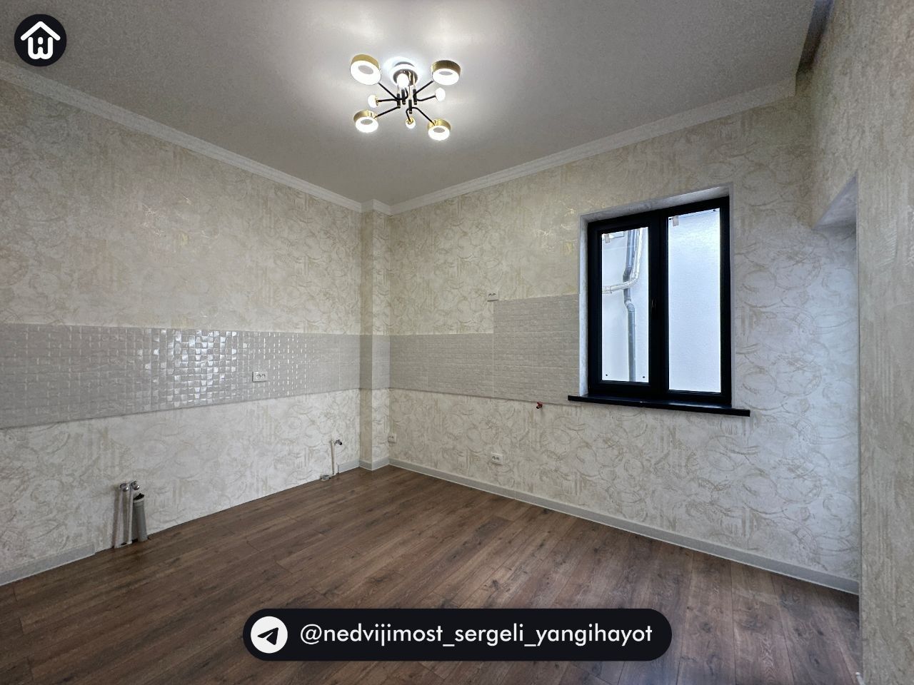 Участок махалля Чорток, 1.5 сотки, 5 комнат + 2 холла