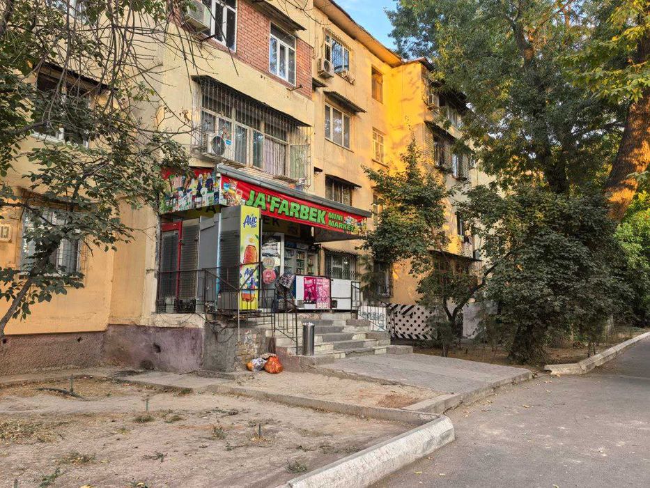Продается магазин 45м2, Чиланзар 20 квартал