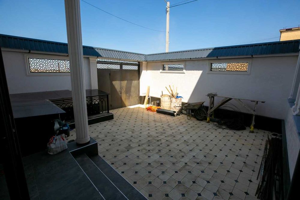 СРОЧНО ПРОДАЮ ЕВРО ДОМ в Янгихает р-н, Бинокор, 7 минут от Куйлюка