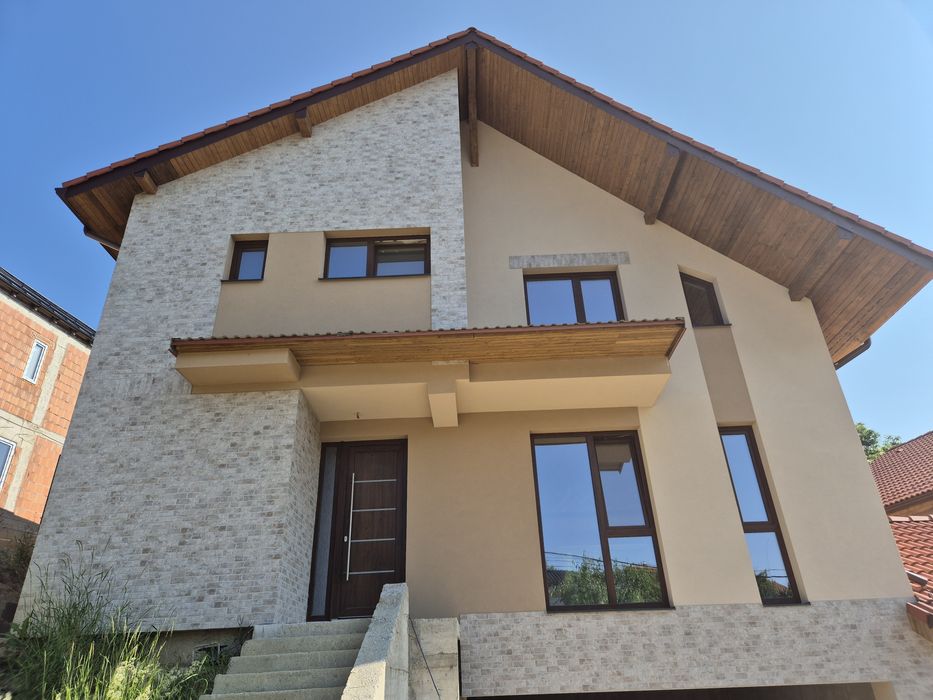 Vand Casa Feleacu cu gara-j 208 mp utili -550 mp teren