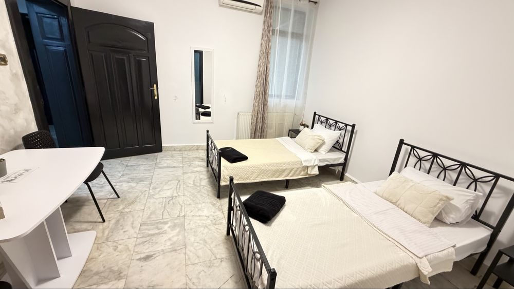 Cazare Pentru Muncitori In Camere de 2,3,4 persoane