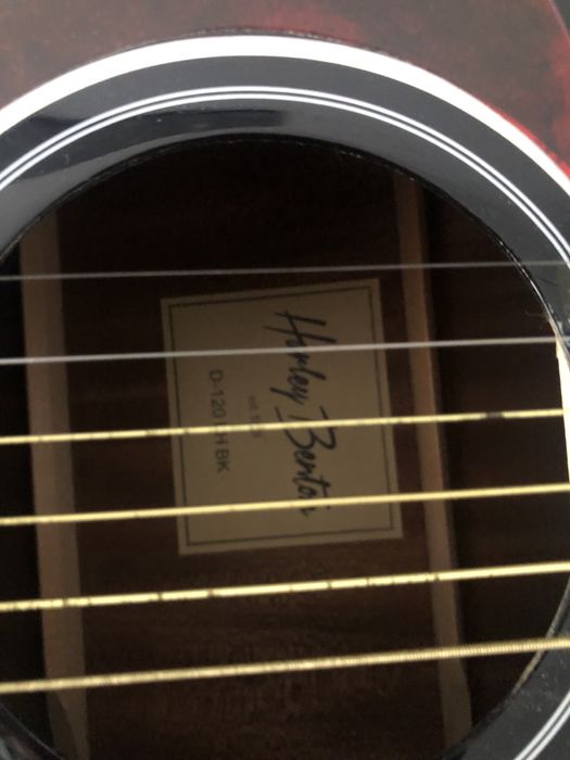 chitara harley benton pentru stangaci reconditionata