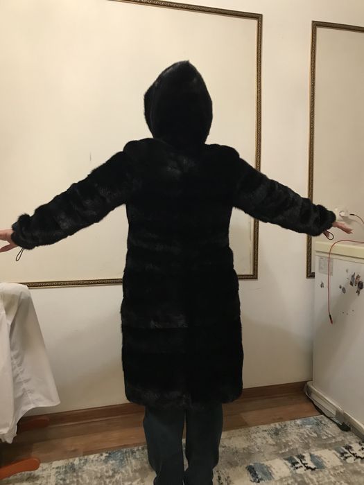 Продом норковую шубу б/у в отличном состоянии