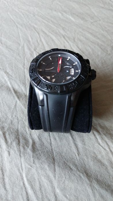 Ceas Barbatesc Gues Magnum W0034G3 100m Water Resistent Baterie Noua