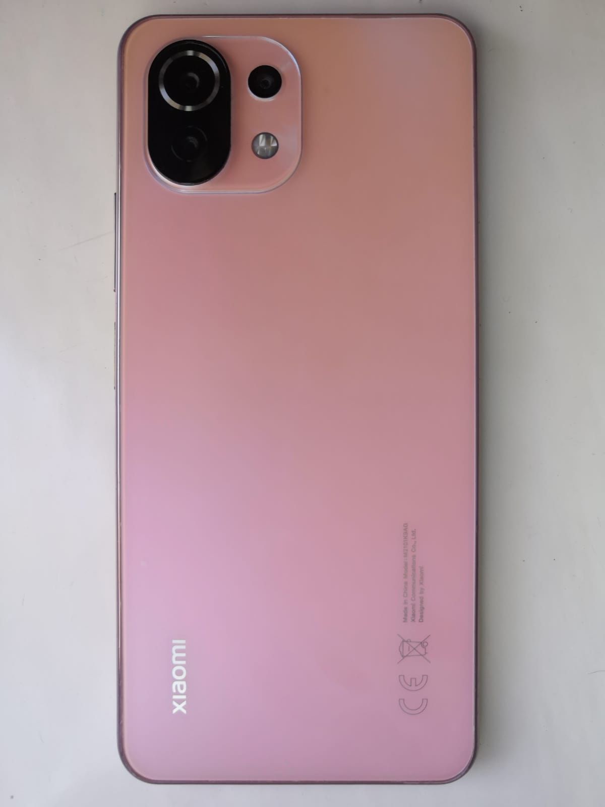 Продам Xiaomi Mi 11 Lite 5G