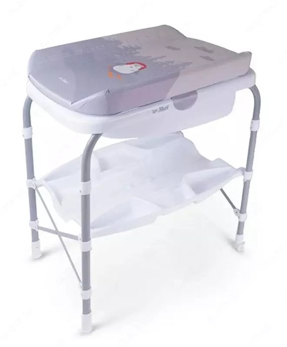 Пеленальный столик плюс ванночка 2 в 1 в идеальном состоянии