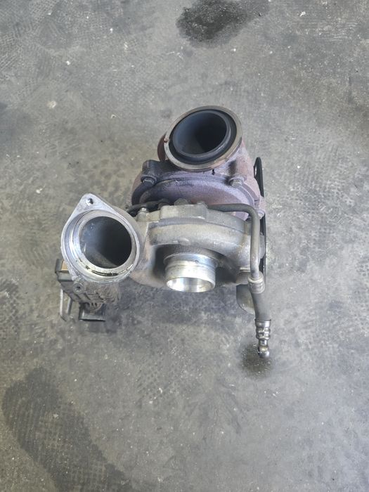 Турбо за бмв е60 е61 530д 231к  235к