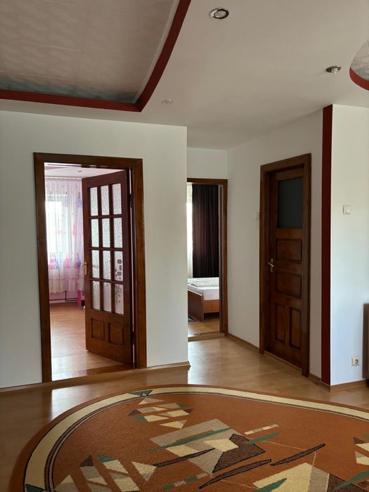 Apartament 4 camere de inchiriat - Mioveni