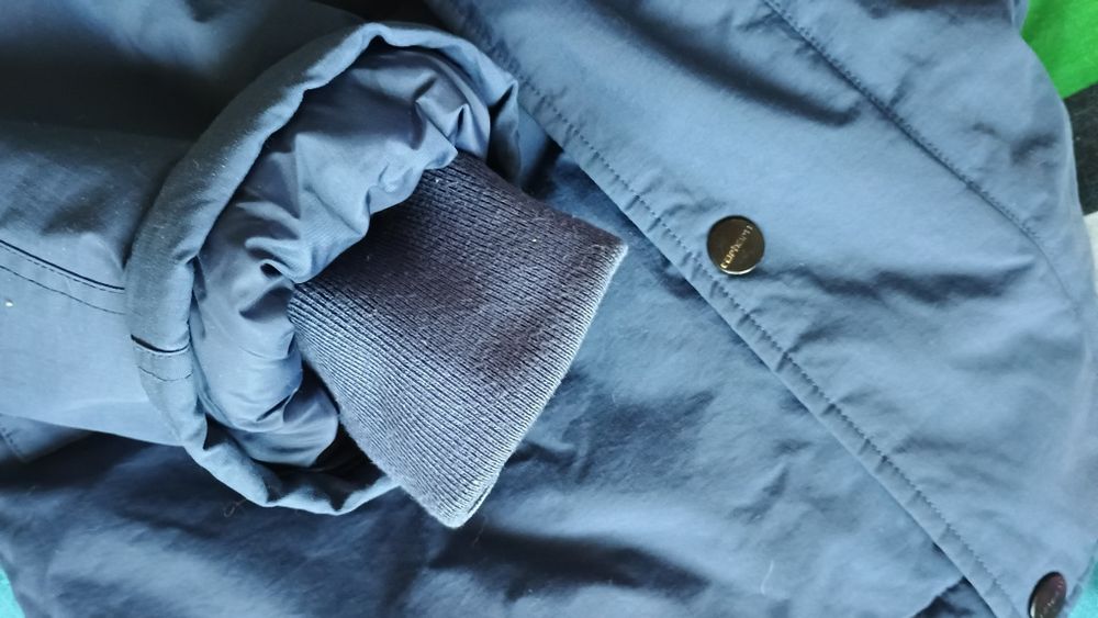 Продавам зимно яке Carhartt ,размер Ххл