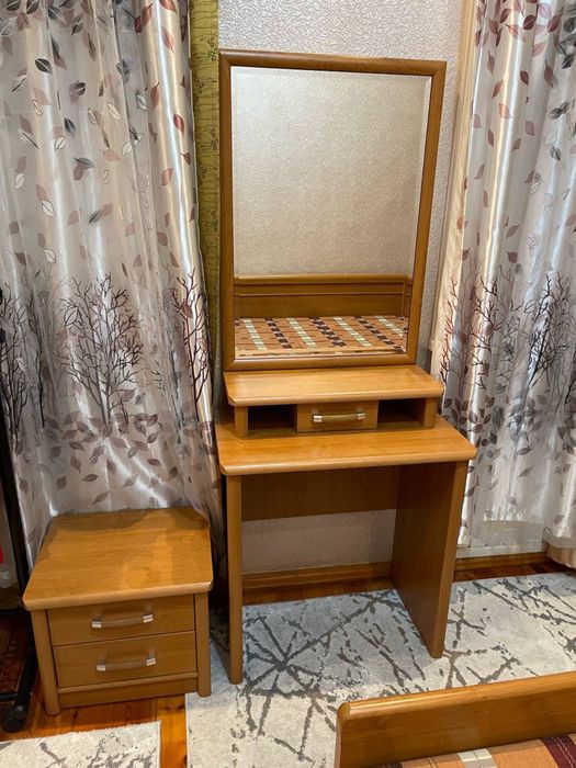 Продается мебель спальный гарнитур