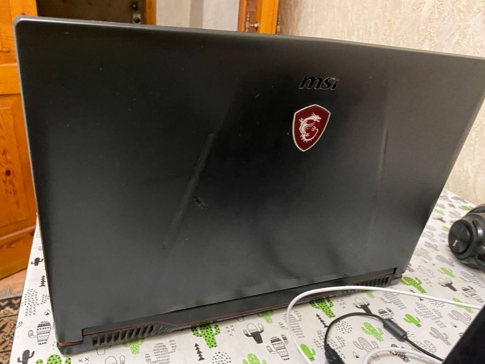 Мощный игровой ноутбук MSI GL73 8rc