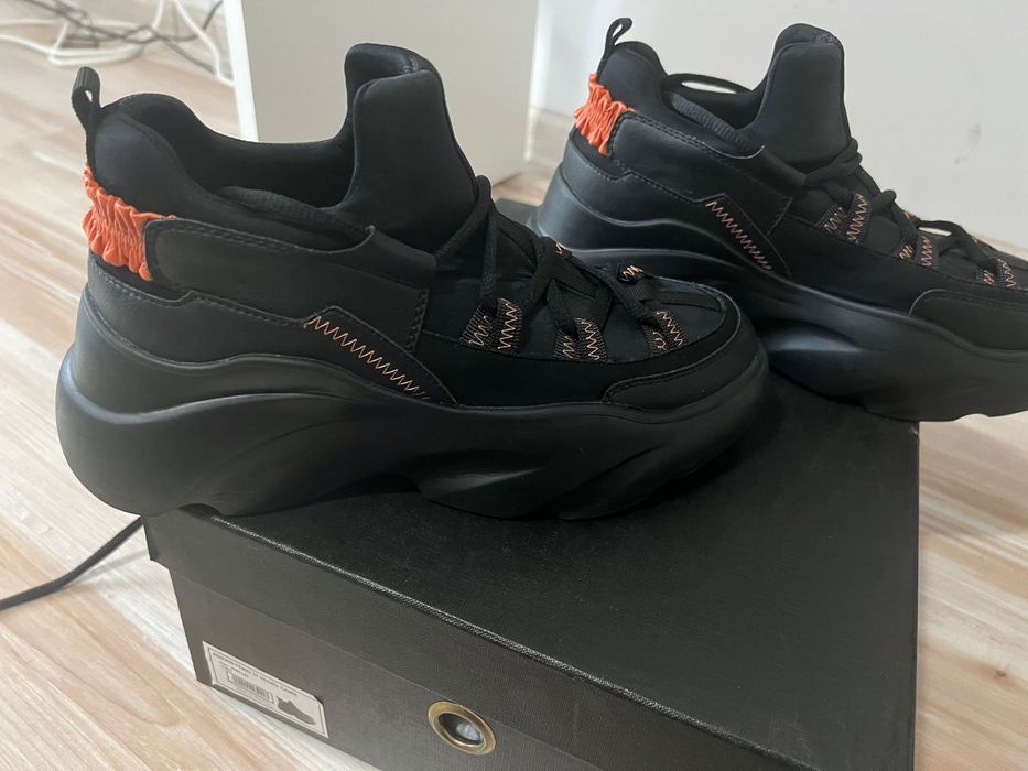 Sneakers il passo