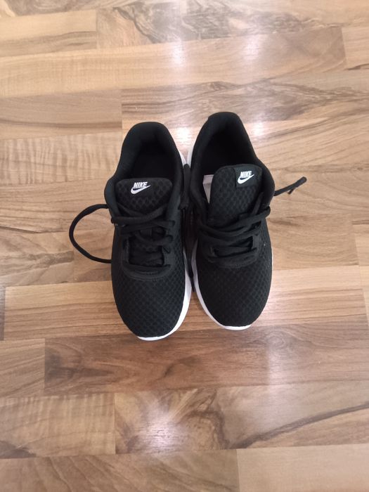 Детски маратонки NIKE