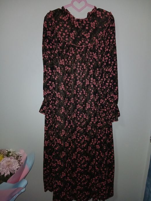 Ayollar uchun nimcha dvoyka va uzun koylaklar