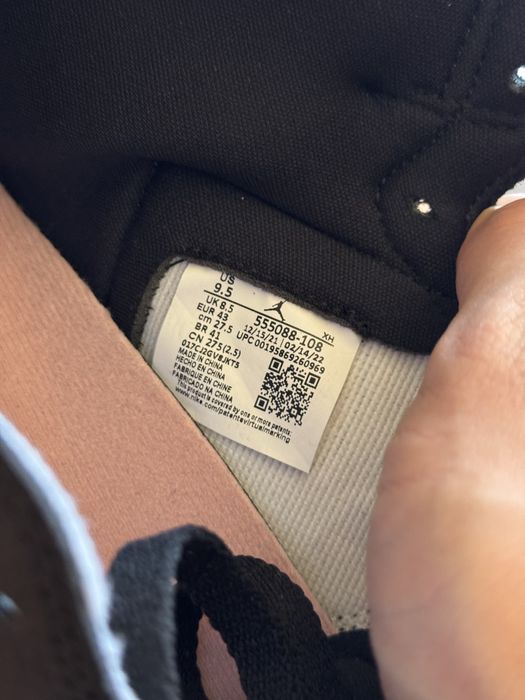 Air Jordan 1 High OG Bleached Coral обувки кецове маратонки