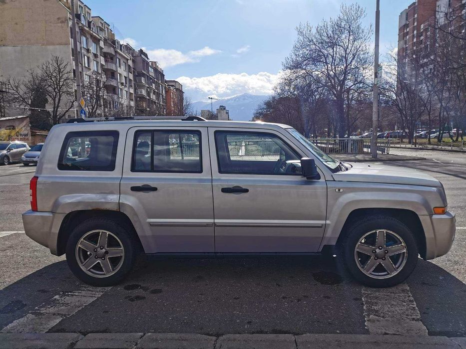 Jeep Cherokee 2.4 бензин ръчка десен волан