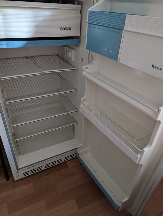 Mini Frigider Bosch