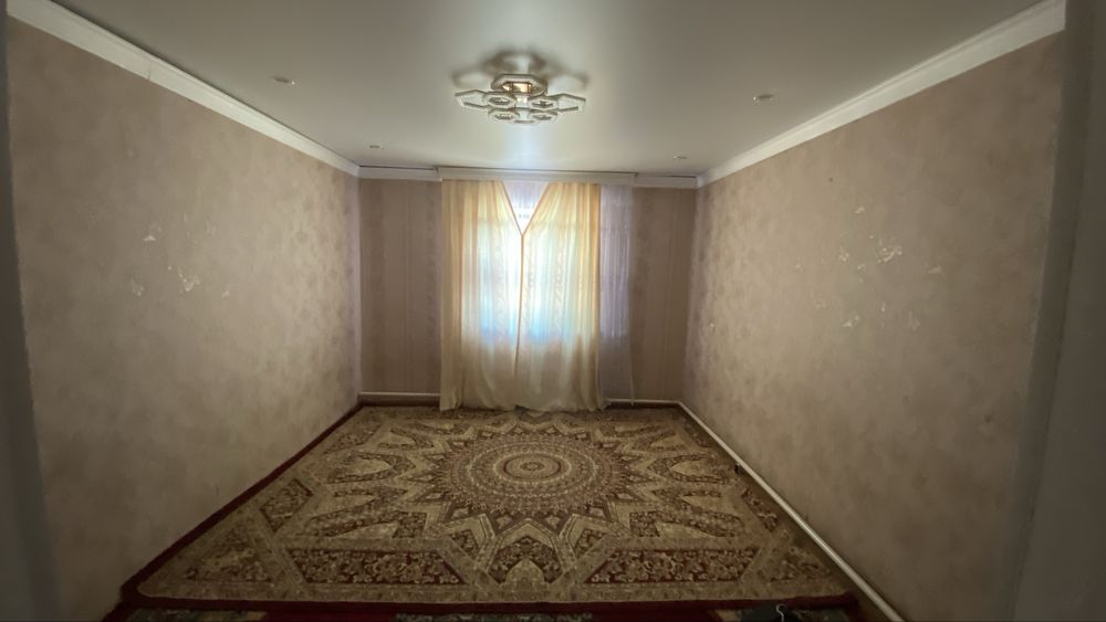 Үй сатылады 4 бөлмелі