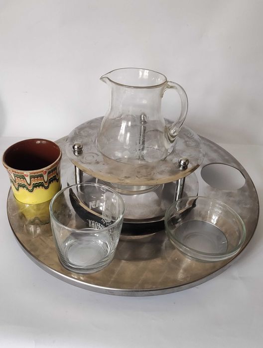 Въртяща се поставка от неръждаема стомана