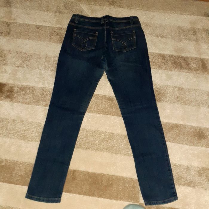 Blugi cu talie înaltă