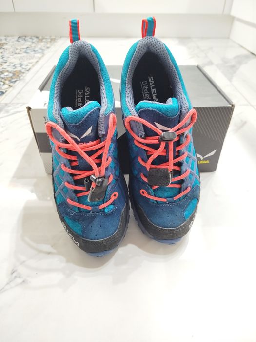 Детски обувки Salewa номер 33