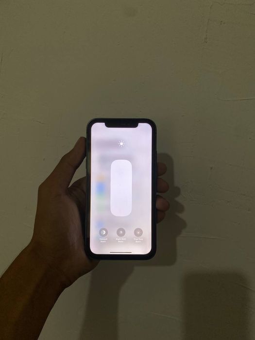 Iphone XR 13 Pro korpista