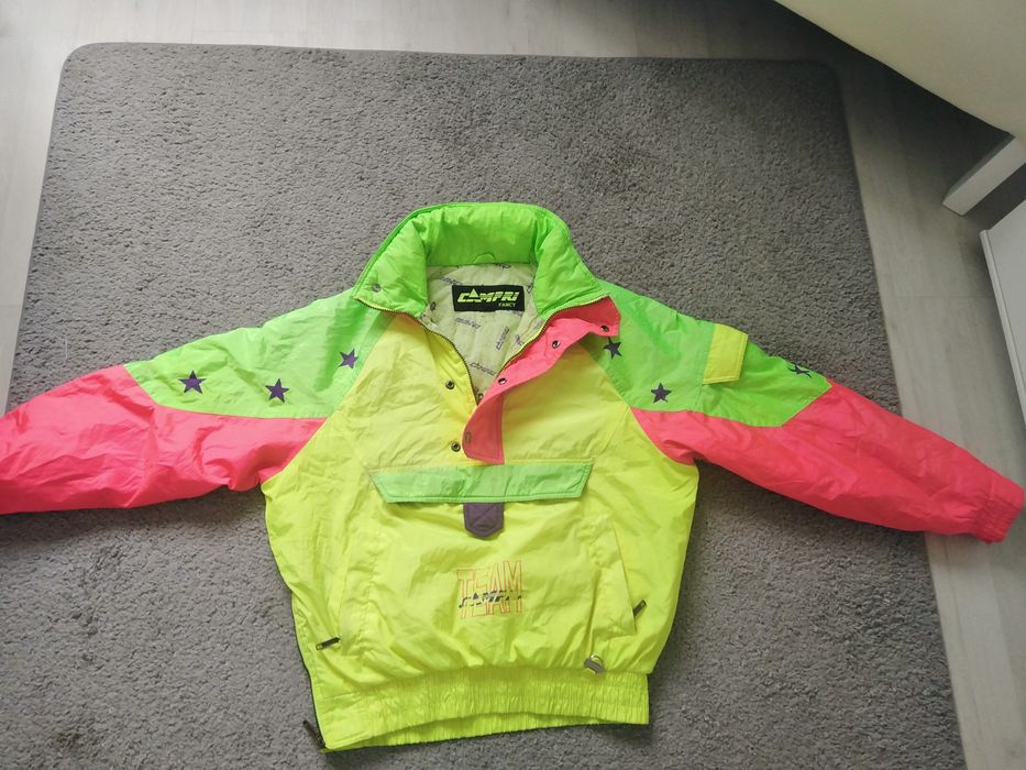 Vand haina dama,sport de iarna/sporturi de iarna calitate.mar. M